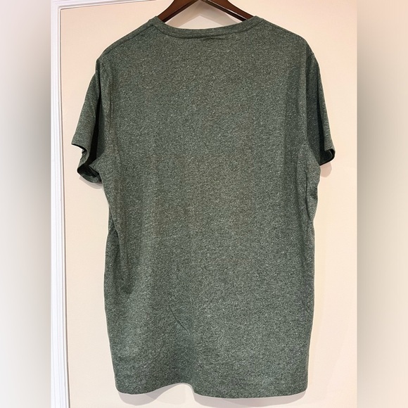 3 Old Navy V-Neck T-Shirts. Size XL - Picture 9 of 10